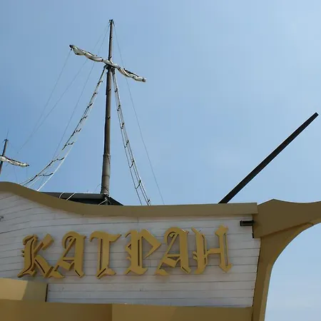 Hotel Katran *