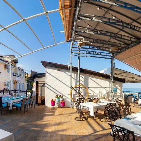 Katran Hotel